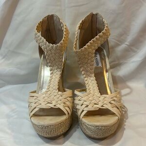Steve Madden wedge